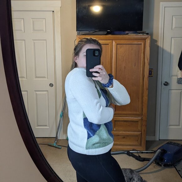 Cashmere like Sweater - Picture 5 of 6